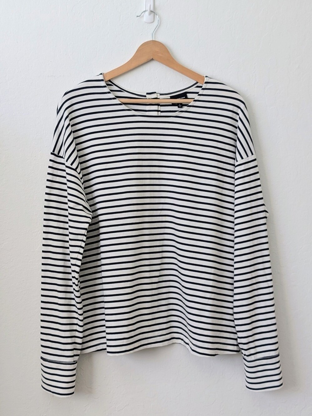 Who What Wear Breton Navy & White Striped Long Sleeve Knit Top Button Back Sz L